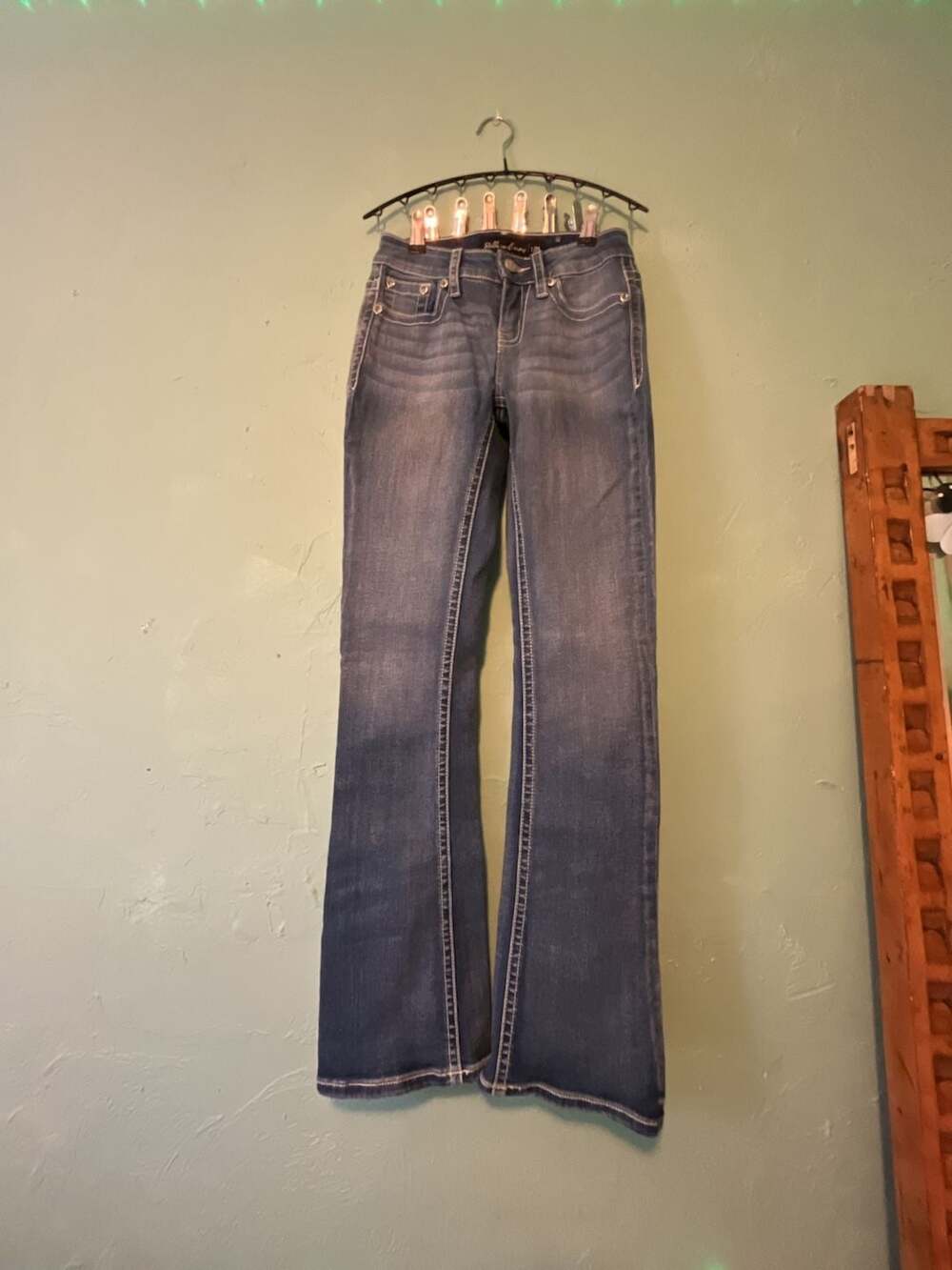 Stella in Dreams Women's Embroidered Sequined Bootcut Jeans Size 1/25
